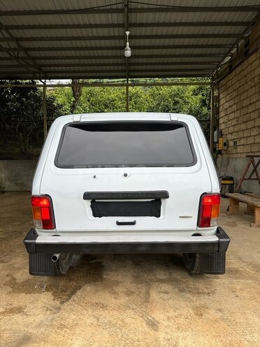 LADA (VAZ) Niva 2013, 220,000 km - 1.7 l - Astara