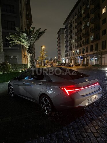Hyundai Elantra 2023, 32,000 km - 1.6 l - Bakı