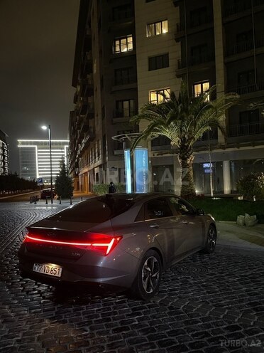 Hyundai Elantra 2023, 32,000 km - 1.6 l - Bakı