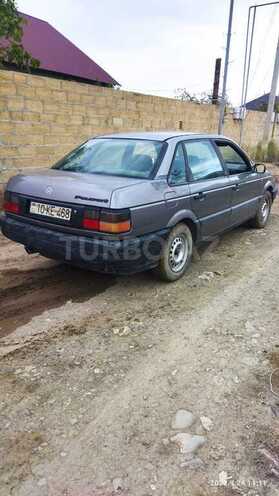 Volkswagen Passat 1993, 230,000 km - 1.8 l - Şəki