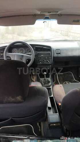 Volkswagen Passat 1993, 230,000 km - 1.8 l - Şəki
