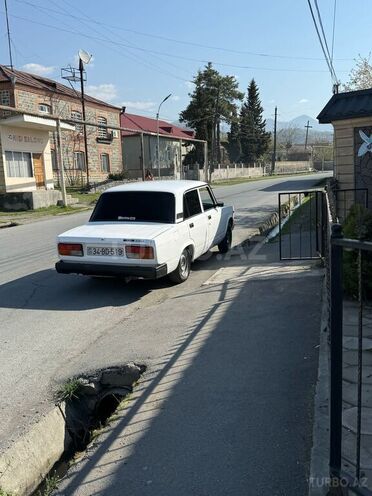 LADA (VAZ) 2107 2006, 80,000 km - 1.6 л - Zaqatala