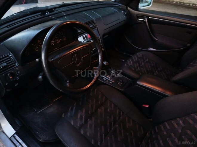Mercedes C 200 1997, 285,130 km - 2.0 л - Göyçay