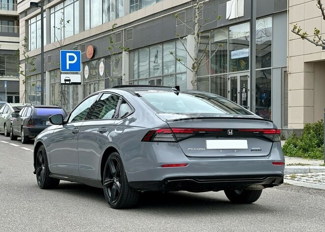 Honda Accord-5