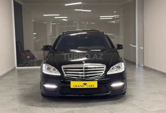 Mercedes S 550-4