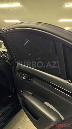 Mercedes S 550-21