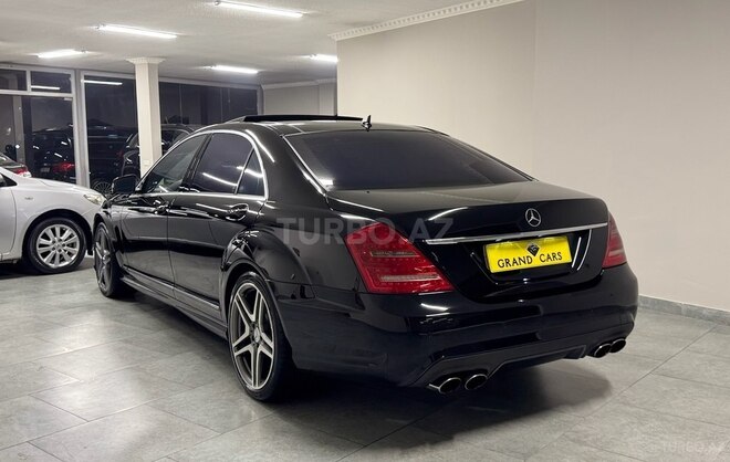 Mercedes S 550-10