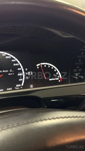 Mercedes S 550-22