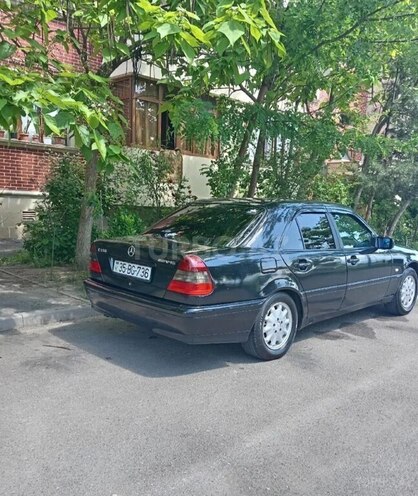 Mercedes C 180 1997, 305,000 km - 1.8 l - Qazax
