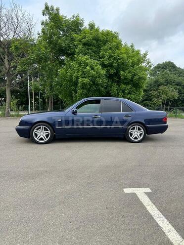 Mercedes C 230 1997, 293,456 km - 2.3 л - Masallı