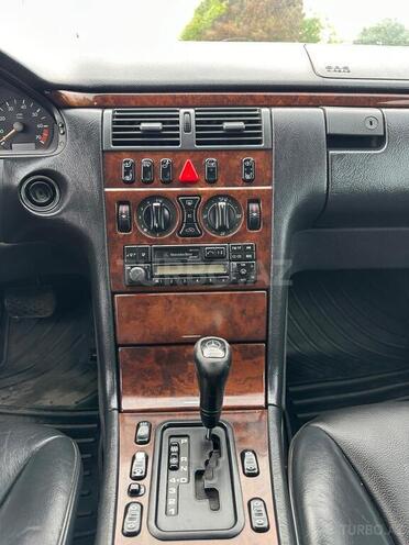 Mercedes C 230 1997, 293,456 km - 2.3 л - Masallı