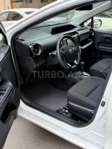 Toyota Aqua 2019, 74,000 km - 1.5 л - Bakı