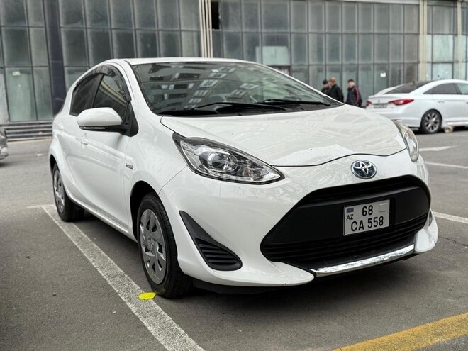 Toyota Aqua 2019, 74,000 km - 1.5 л - Bakı