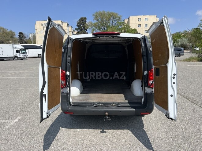 Mercedes Vito 114 2017, 150,000 km - 2.2 л - Bakı