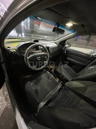 Chevrolet Aveo 2011, 485,216 km - 1.2 l - Quba