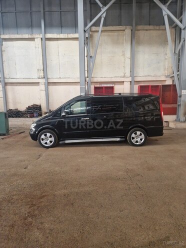Mercedes Viano-4