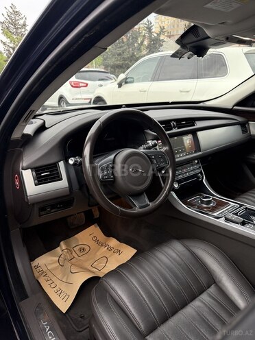 Jaguar XF 2016, 133,000 km - 2.0 l - Bakı
