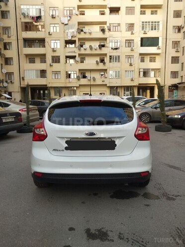 Ford Focus 2013, 95,000 km - 1.6 л - Bakı