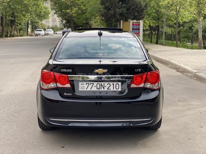Chevrolet Cruze-9