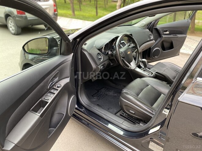 Chevrolet Cruze-11