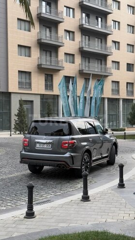 Nissan Patrol 2018, 75,000 km - 4.0 l - Bakı