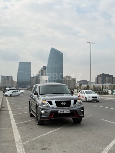 Nissan Patrol 2018, 75,000 km - 4.0 l - Bakı