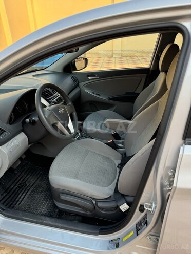 Hyundai Accent 2015, 150,000 km - 1.6 л - Gəncə