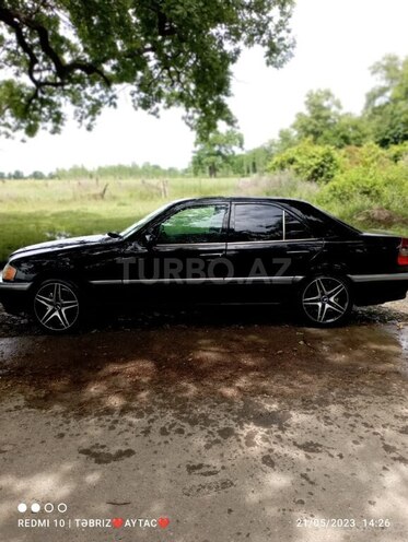 Mercedes C 230 1998, 230,000 km - 2.3 l - Beyləqan
