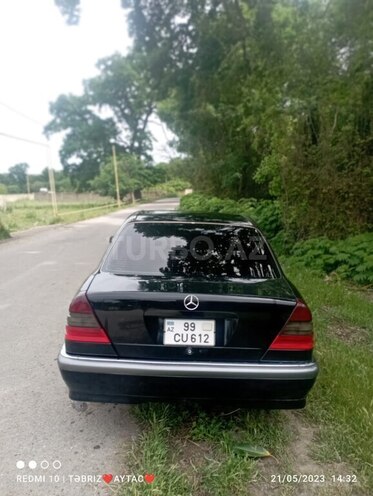 Mercedes C 230 1998, 230,000 km - 2.3 l - Beyləqan