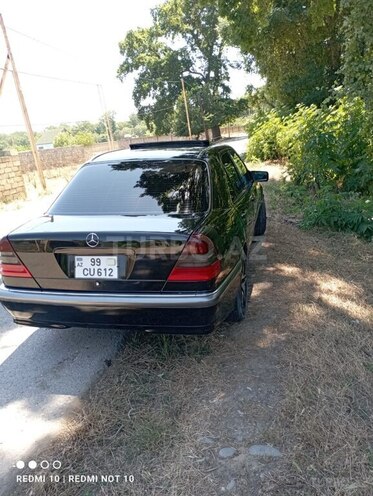 Mercedes C 230 1998, 230,000 km - 2.3 l - Beyləqan