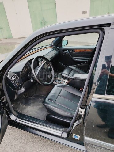 Mercedes C 230 1998, 230,000 km - 2.3 l - Beyləqan