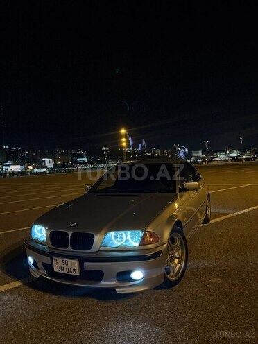 BMW 320 2000, 242,000 km - 2.2 л - Bakı