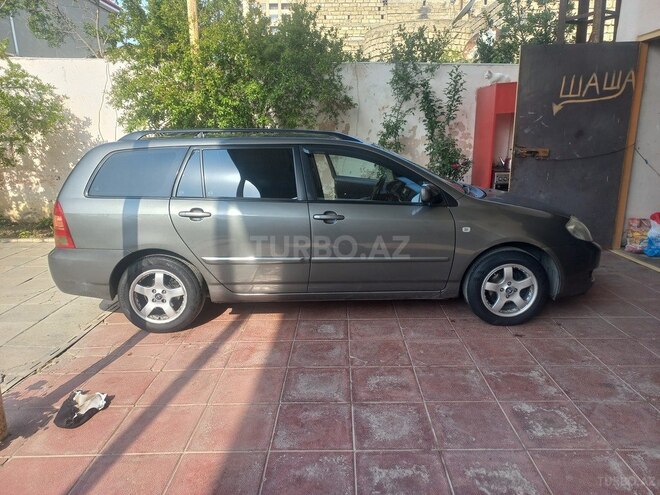Toyota Corolla 2005, 249,334 km - 1.4 l - Bakı