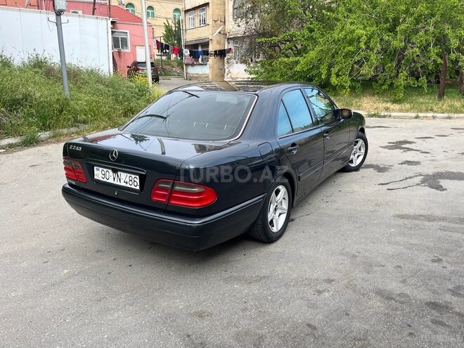 Mercedes E 240 1998, 287,000 km - 2.4 l - Bakı