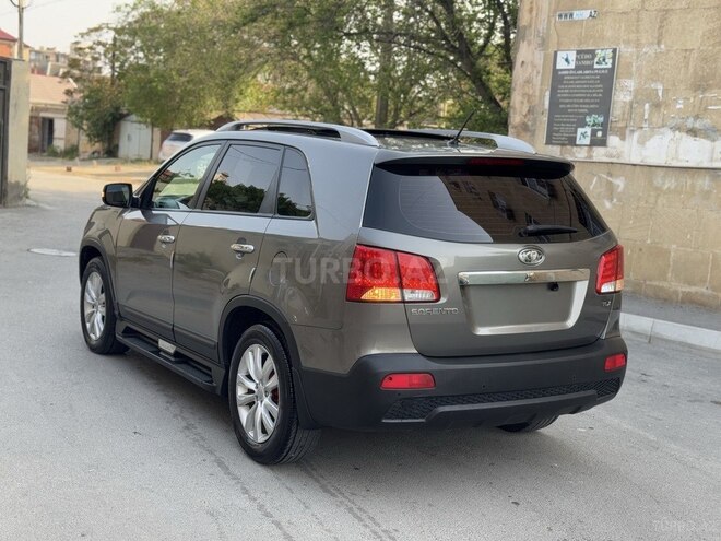 Kia Sorento 2010, 211,000 km - 2.0 l - Bakı