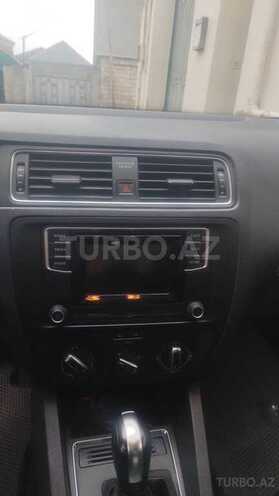 Volkswagen Jetta 2017, 241,402 km - 1.4 l - Bakı