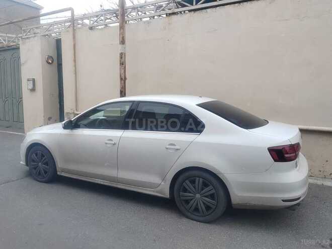 Volkswagen Jetta 2017, 241,402 km - 1.4 l - Bakı