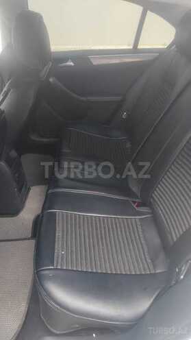 Volkswagen Jetta 2017, 241,402 km - 1.4 l - Bakı