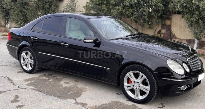 Mercedes E 350 2006, 211,000 km - 3.5 l - Bakı