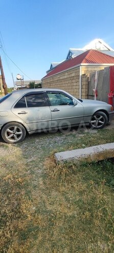 Mercedes C 180 1995, 560,504 km - 1.8 l - Şirvan