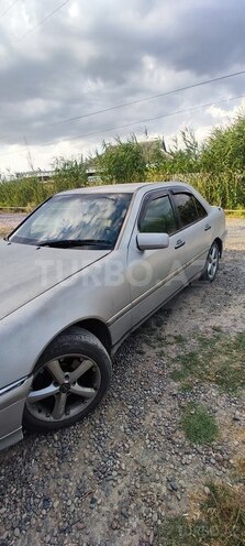 Mercedes C 180 1995, 560,504 km - 1.8 l - Şirvan
