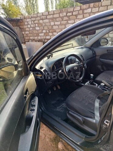 Hyundai i30 2009, 247,000 km - 1.4 l - Tovuz