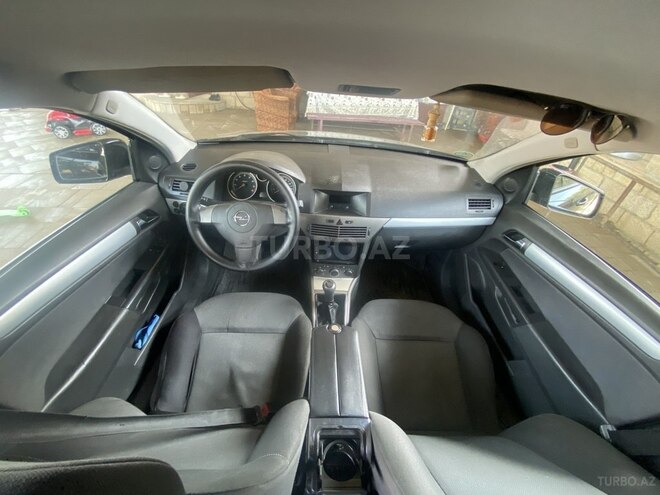 Opel Astra 2005, 285,000 km - 1.4 л - Bakı