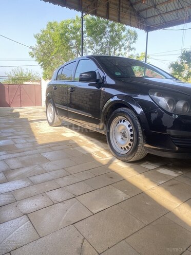 Opel Astra 2005, 285,000 km - 1.4 л - Bakı