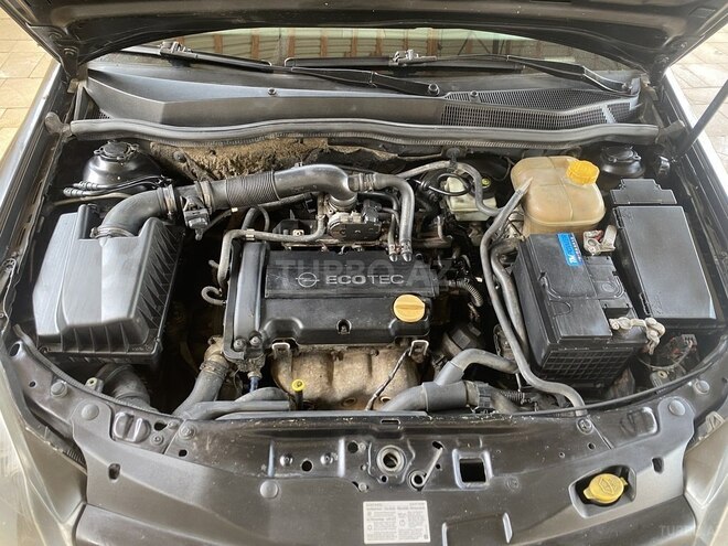 Opel Astra 2005, 285,000 km - 1.4 л - Bakı