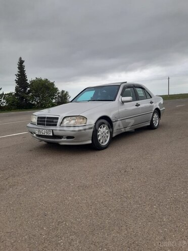 Mercedes C 220 d 1998, 260,000 km - 2.2 l - Biləsuvar