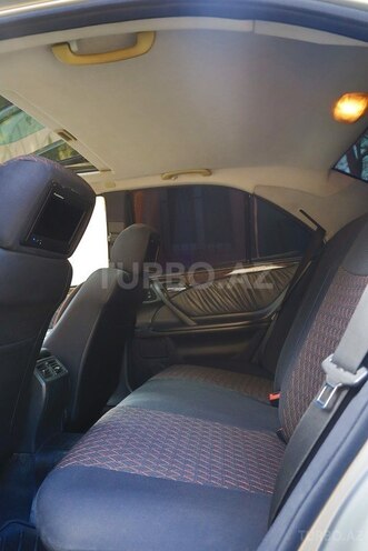 Mercedes E 240 1999, 277,000 km - 2.4 l - Gəncə