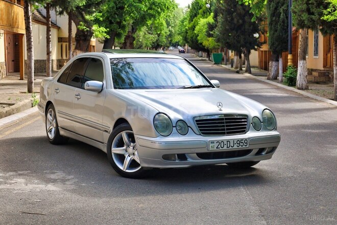 Mercedes E 240 1999, 277,000 km - 2.4 l - Gəncə