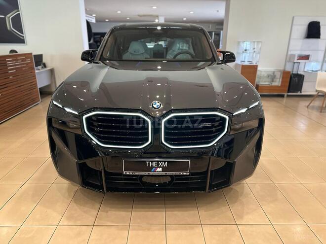 BMW XM 50e-1