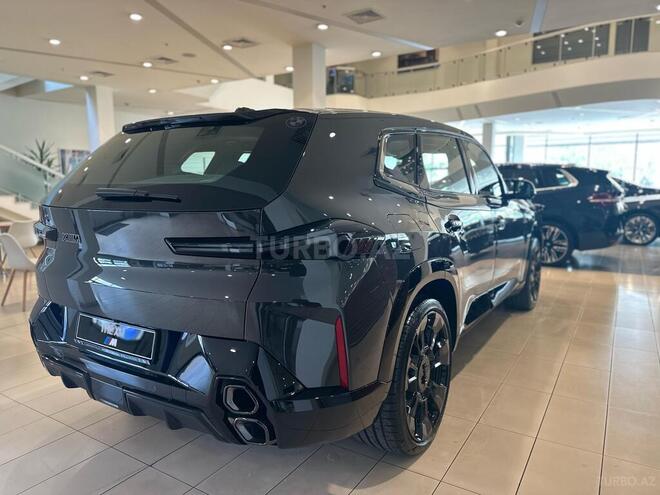 BMW XM 50e-13